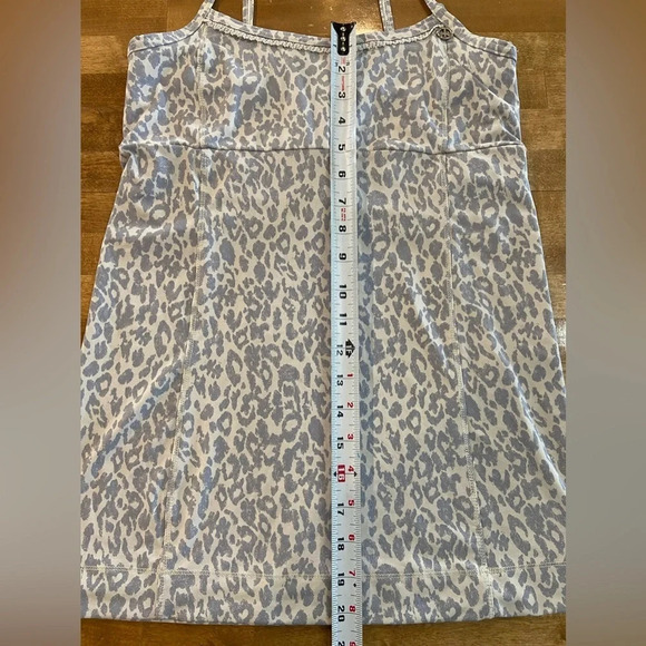 JUICY COUTURE Grey Leopard Print Athletic Tank Top Medium - Picture 5 of 10